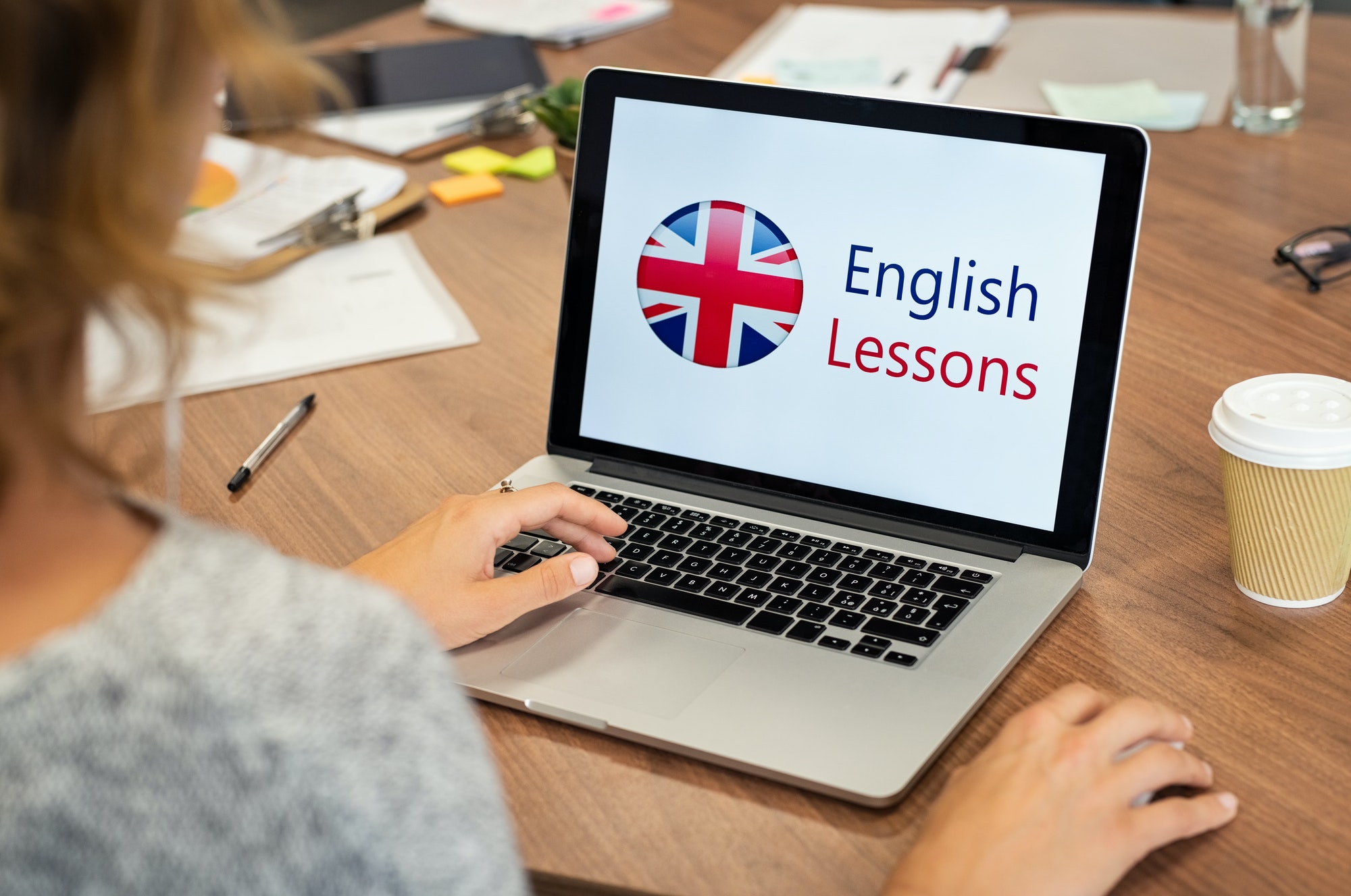 English For Intermediate – B4
